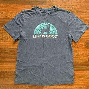 Life Is Good Tshirt size S blue